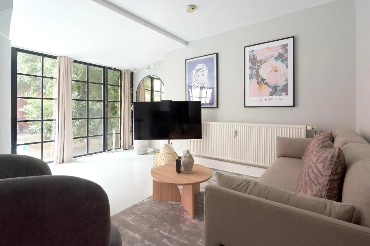 Stylish Ground Floor Apartment Perfect For Couples Copenhagen Denmark